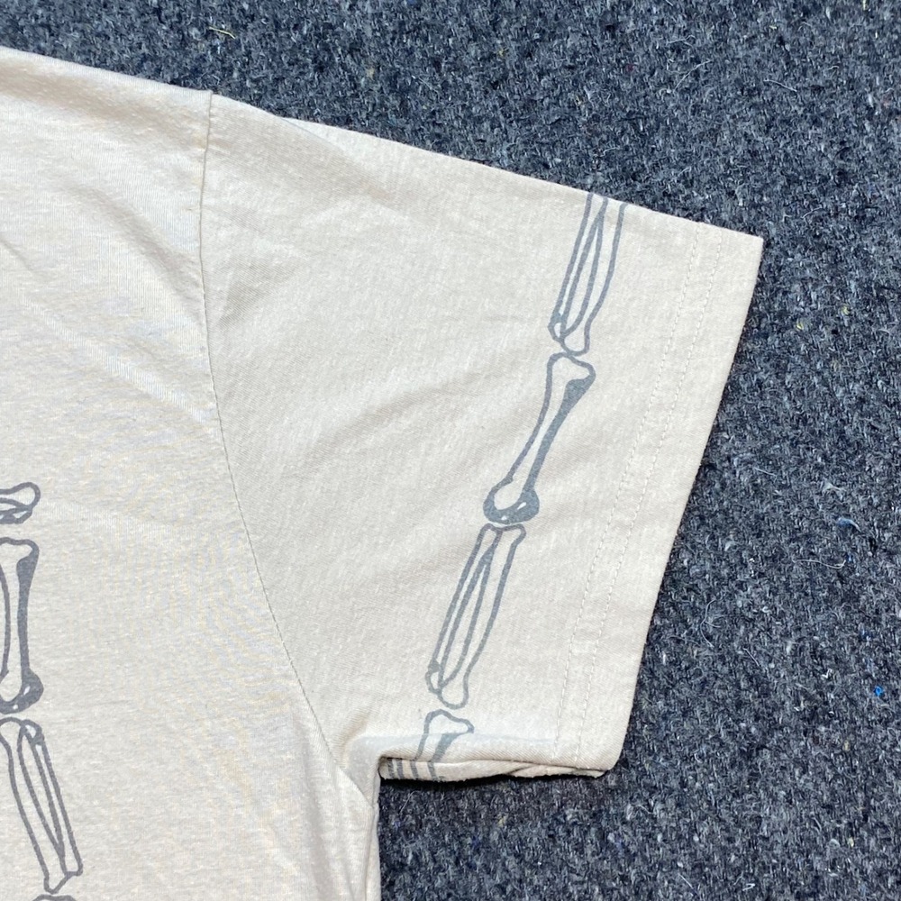 Weekend Warriors Dancing Skeleton TShirt Sz M Mens Tan Grunge Skater Streetwear - Picture 3 of 9